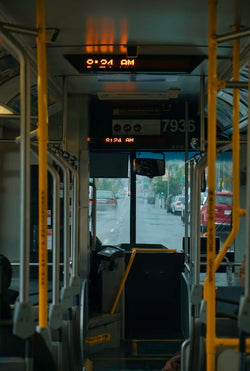 Traseu si program transport clienti pentru hypermarketurile Remarkt Oradea si Remarkt Arad